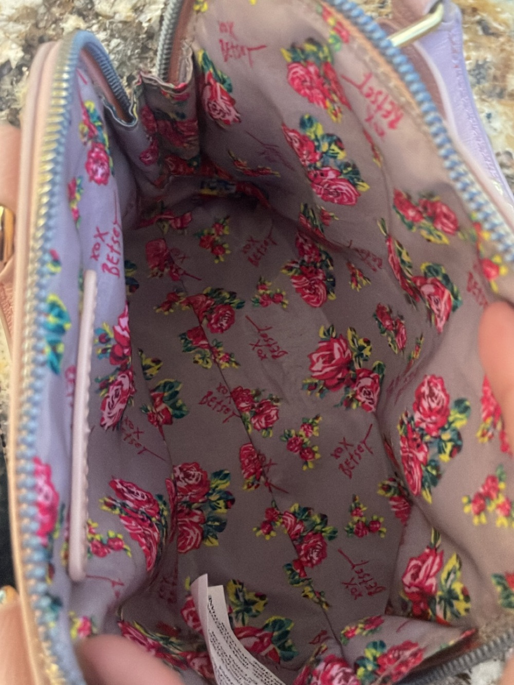 BETSEY JOHNSON light pink small bow purse - Picture 4 of 6